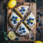 Fruchtige Blaubeer-Scones mit Zitronenguss